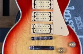 Gibson 2007 Gibson Guitar Of The Week 42 Les Paul Classic Custom with 3 Pickups Heritage Cherry Sunburst-1.jpg